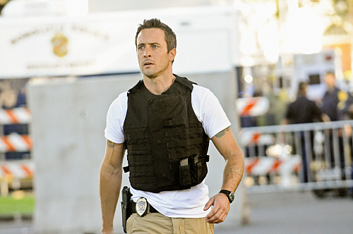 Alex O’Loughlin (4)