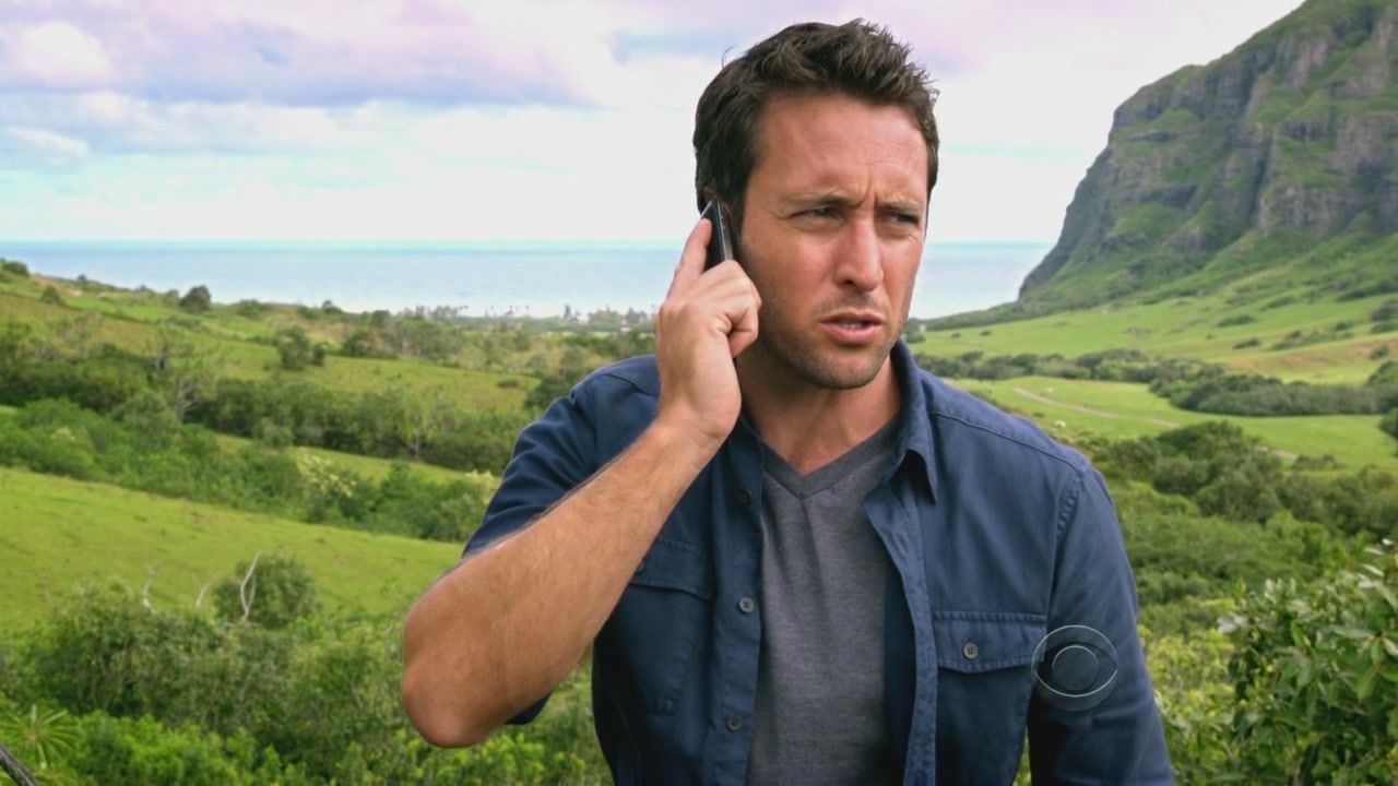 Alex O’Loughlin (10)